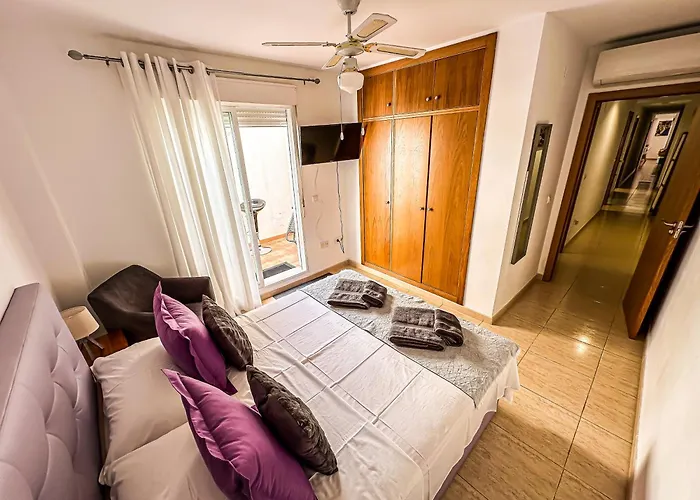 Apartman La Del Centro *